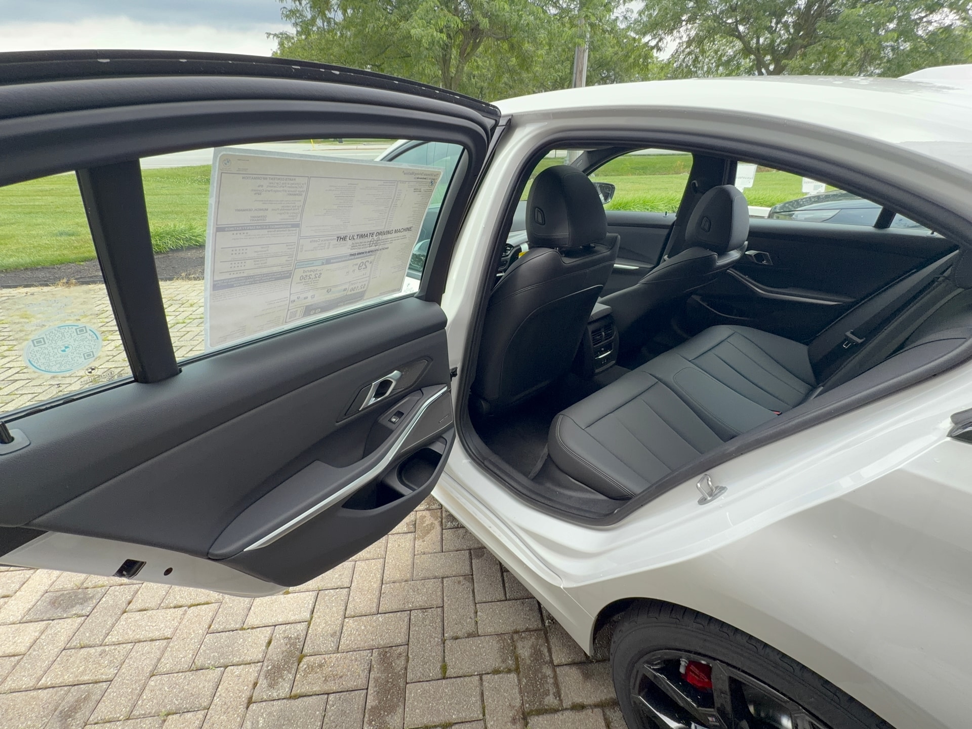 2026 BMW 3 Series 330i - Photo 23