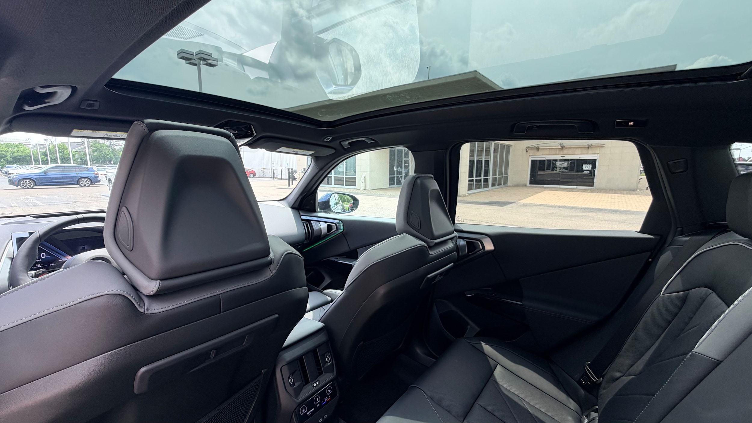 2026 BMW X3 30 - Photo 26