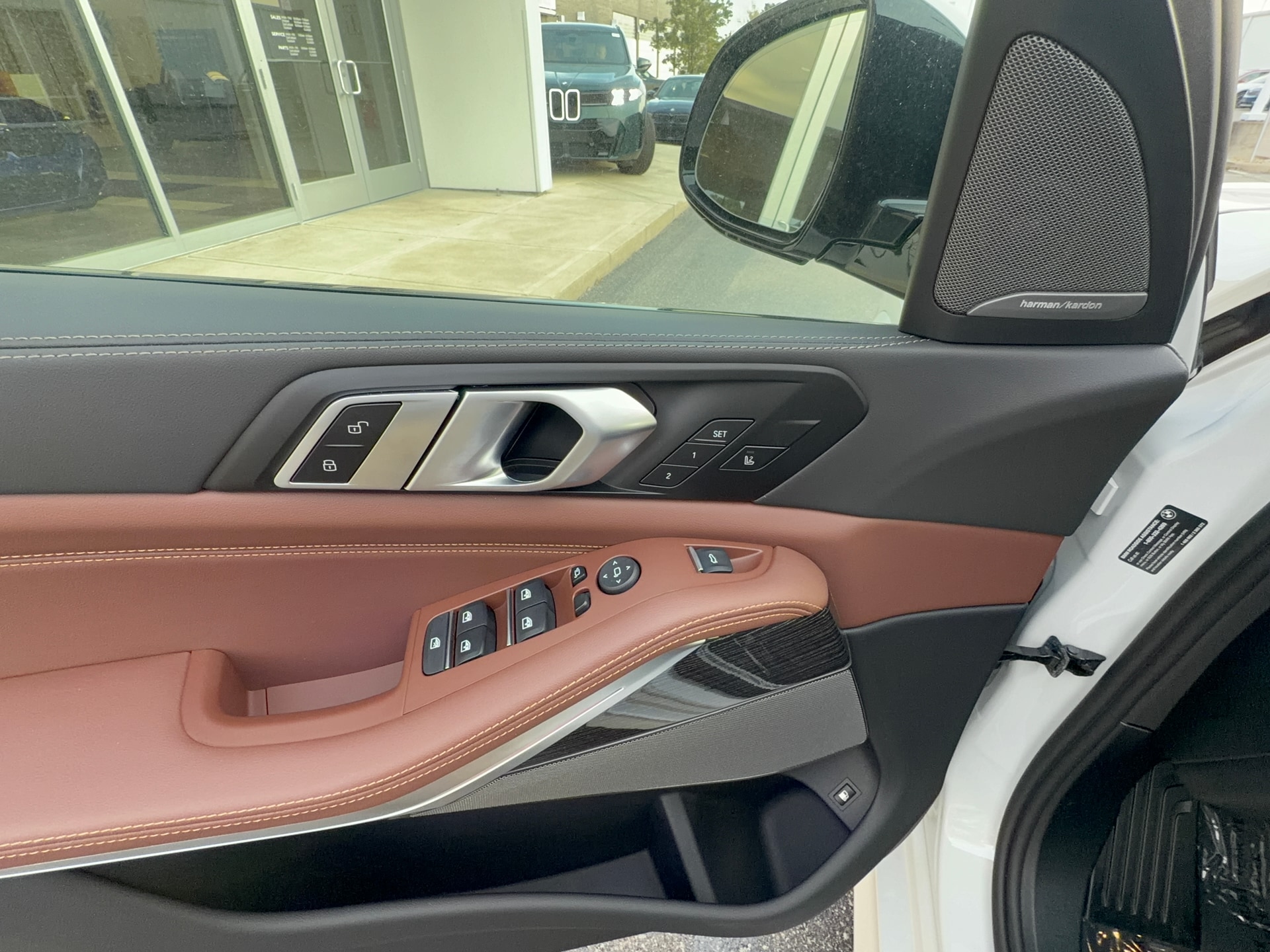 2026 BMW X5 50e - Photo 10