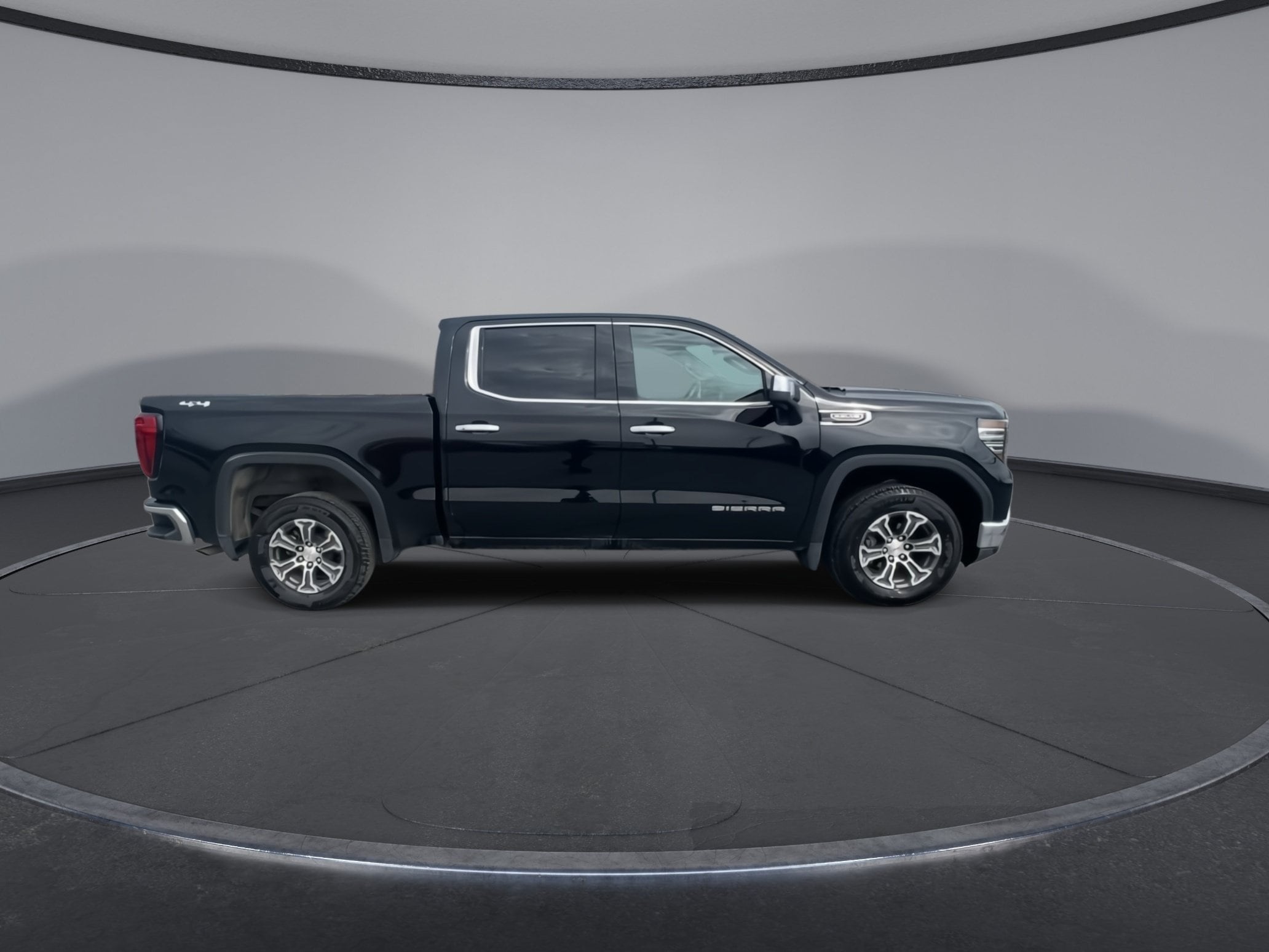 2026 GMC Sierra 1500 SLT - Photo 13