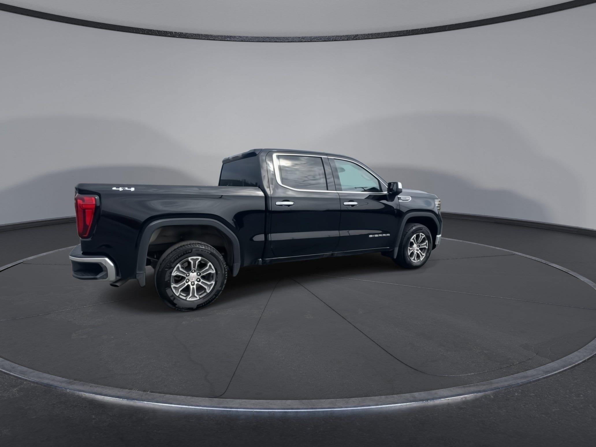 2026 GMC Sierra 1500 SLT - Photo 12