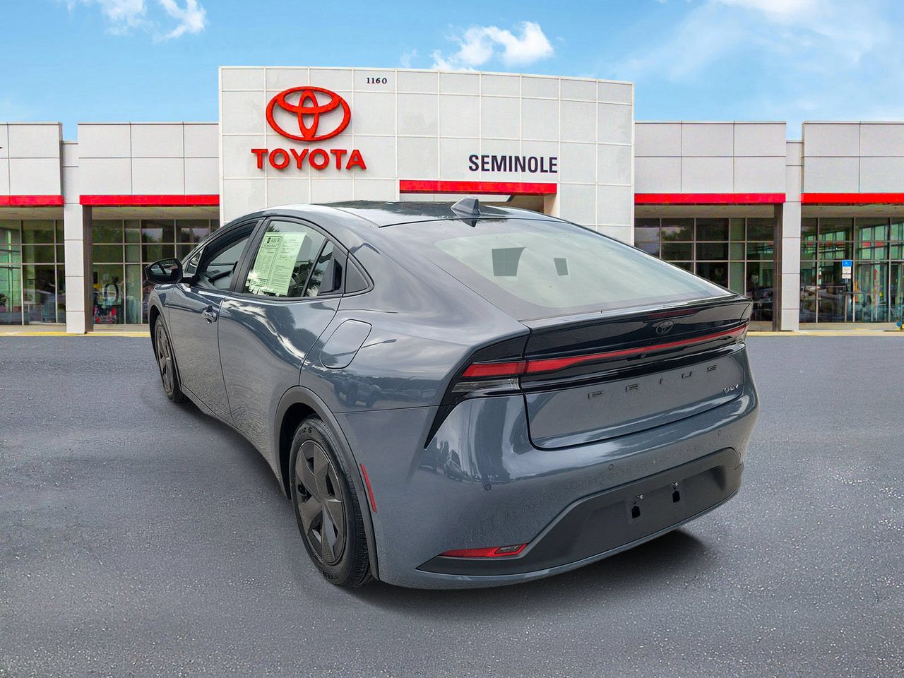 Used 2024 Toyota Prius LE Hatchback