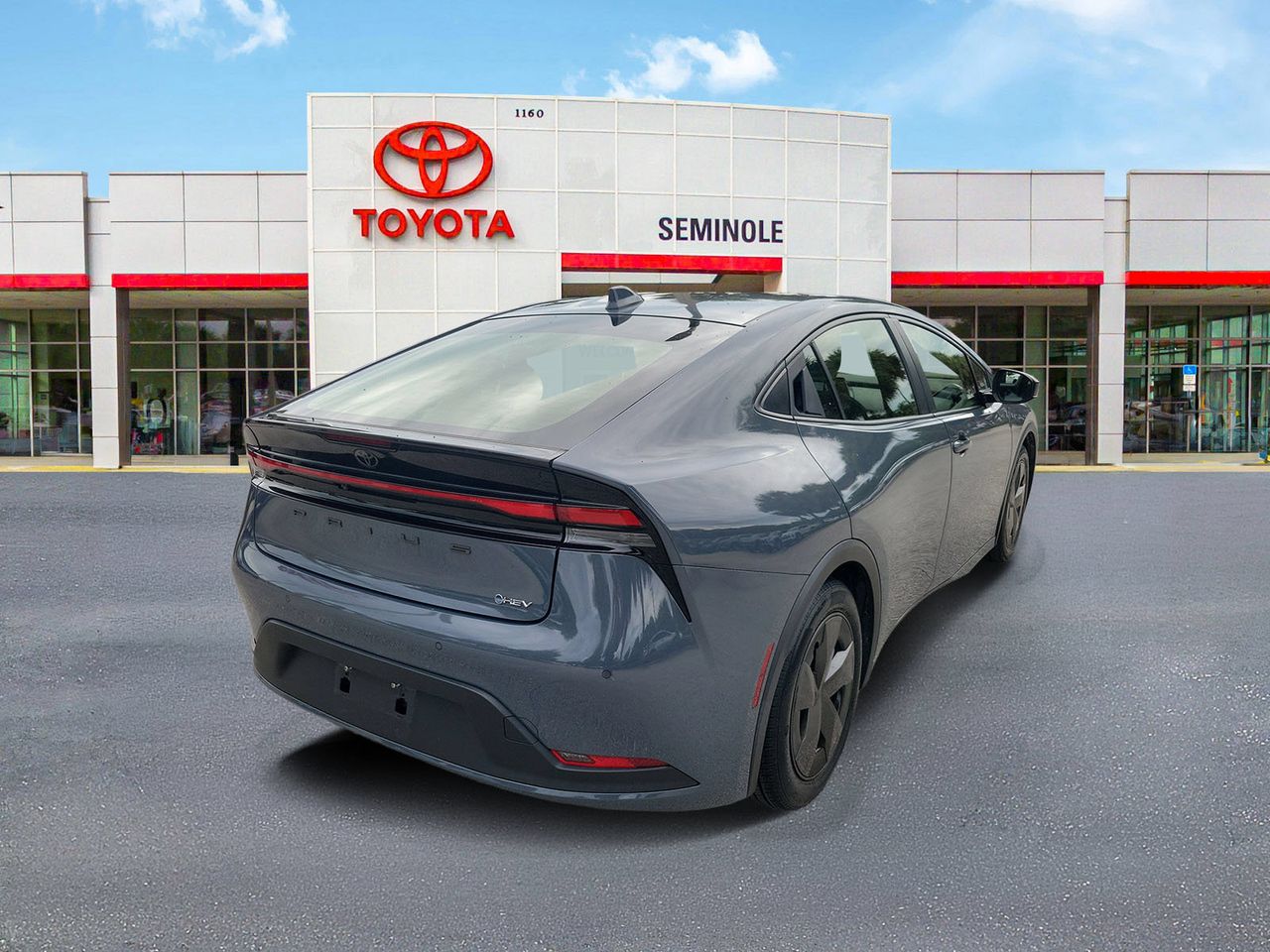 Used 2024 Toyota Prius LE Hatchback