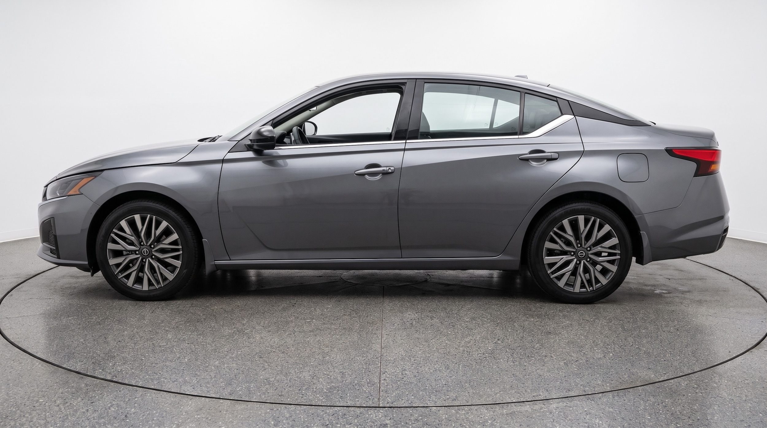 Thumbnail: 2026 Nissan Altima - 4
