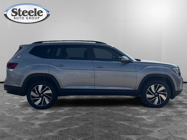 2026 Volkswagen Atlas SE w/Tech - Photo 6