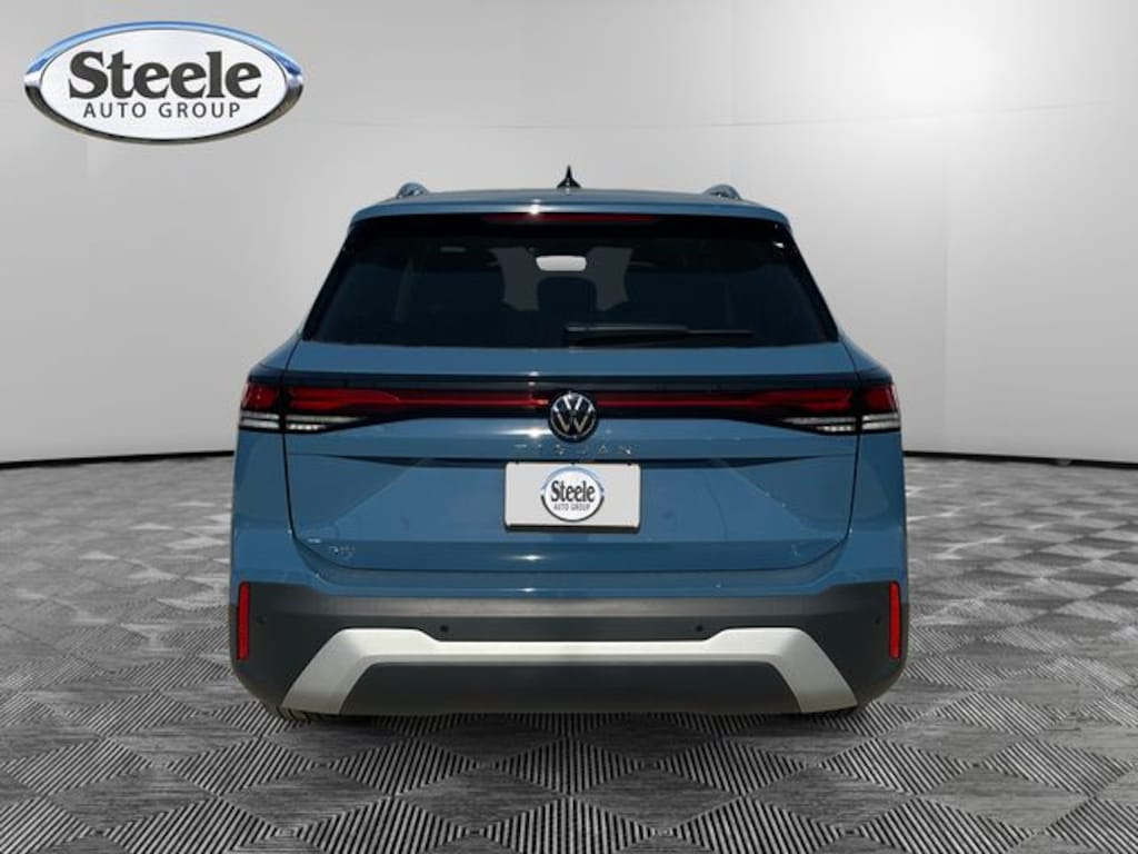 New 2026 Volkswagen Tiguan SE SUV
