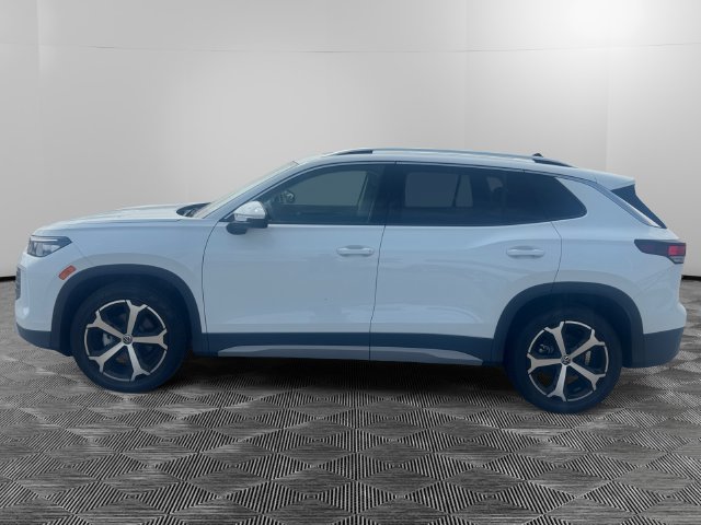 New 2026 Volkswagen Tiguan SE SUV