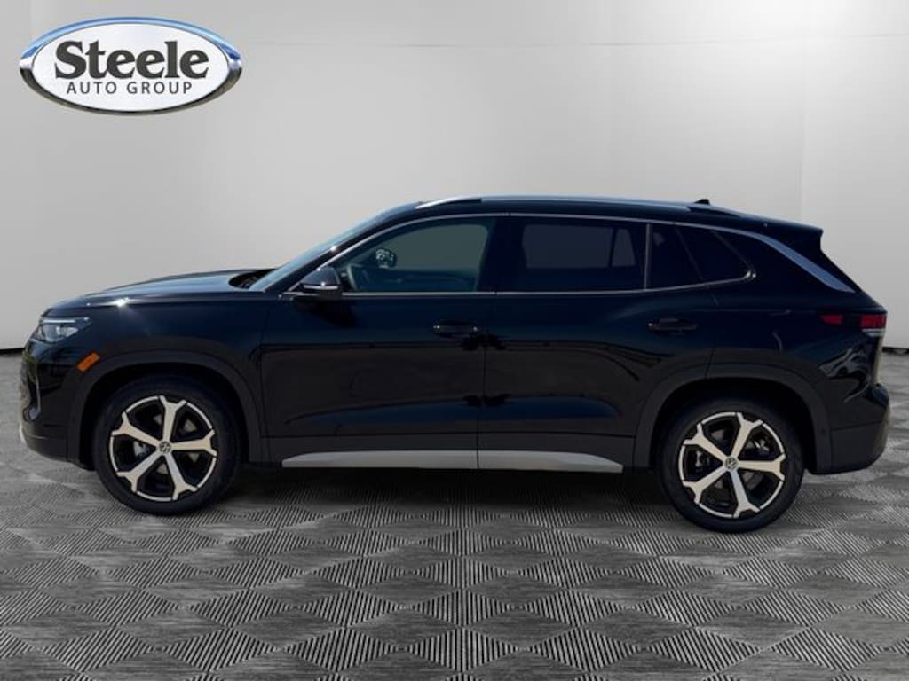 New 2026 Volkswagen Tiguan SE SUV
