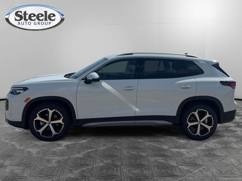 New 2026 Volkswagen Tiguan SE SUV