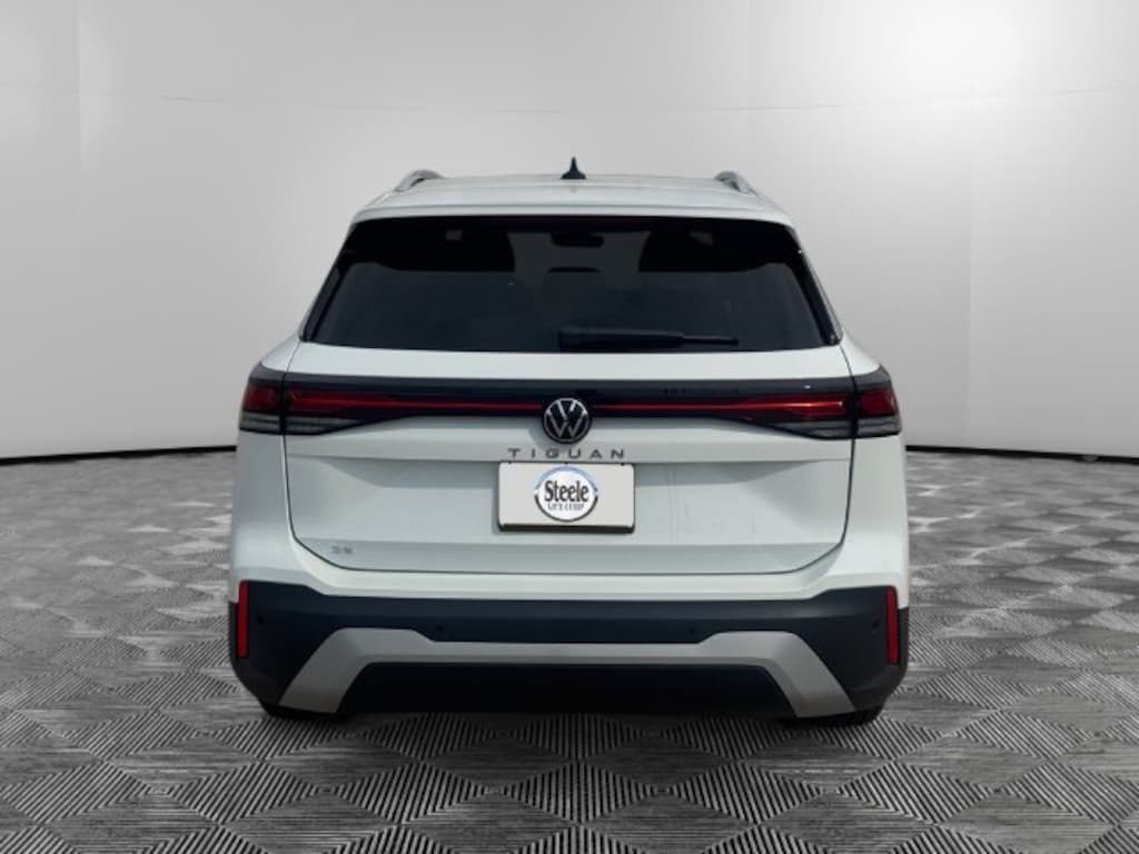 New 2026 Volkswagen Tiguan SE SUV