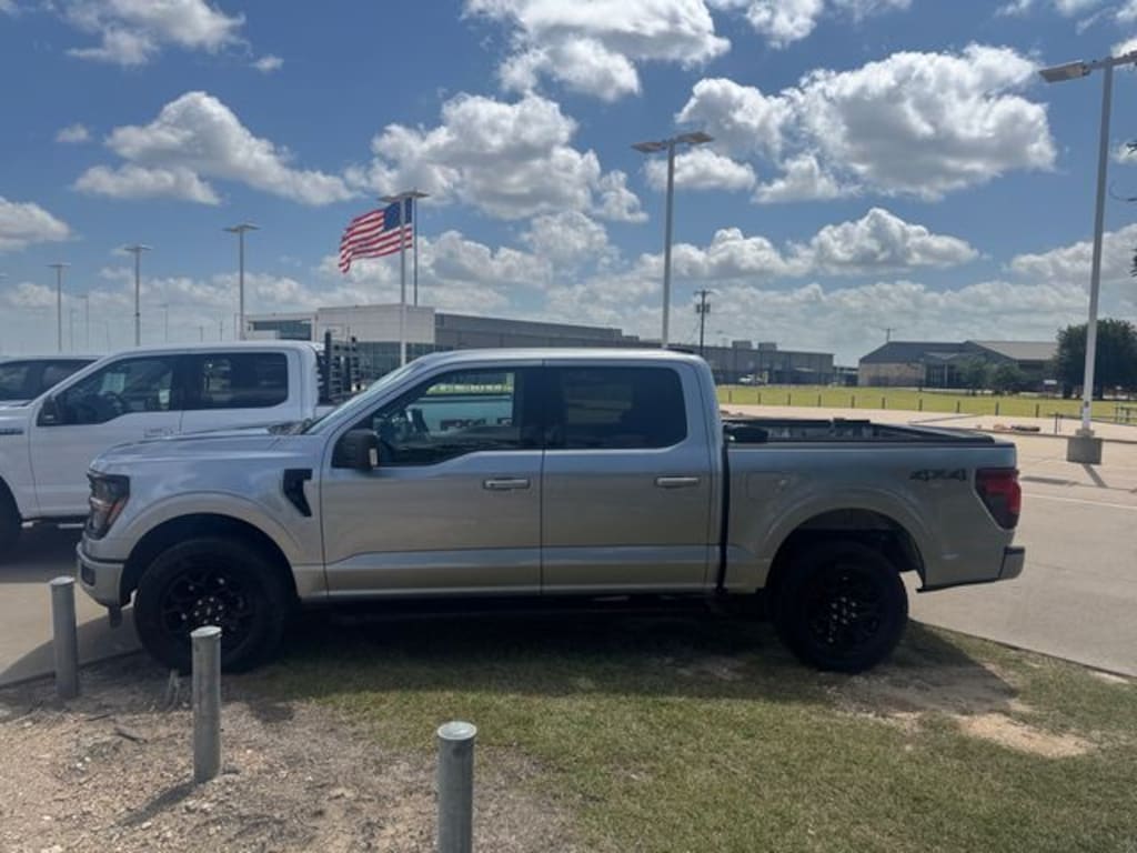 Used 2025 Ford F-150 XLT Truck SuperCrew Cab