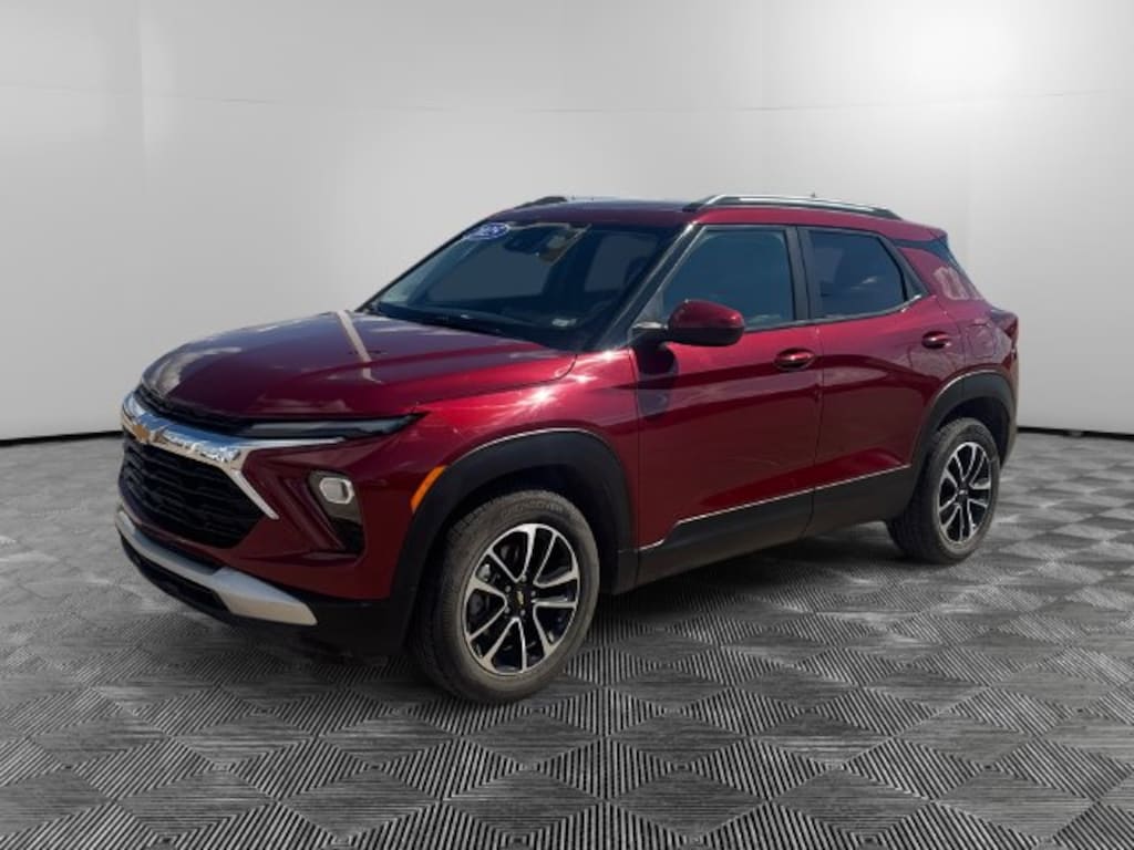 Used 2025 Chevrolet Trailblazer LT SUV