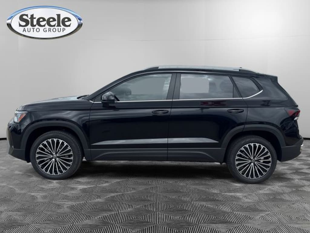 New 2026 Volkswagen Taos 1.5T SE SUV