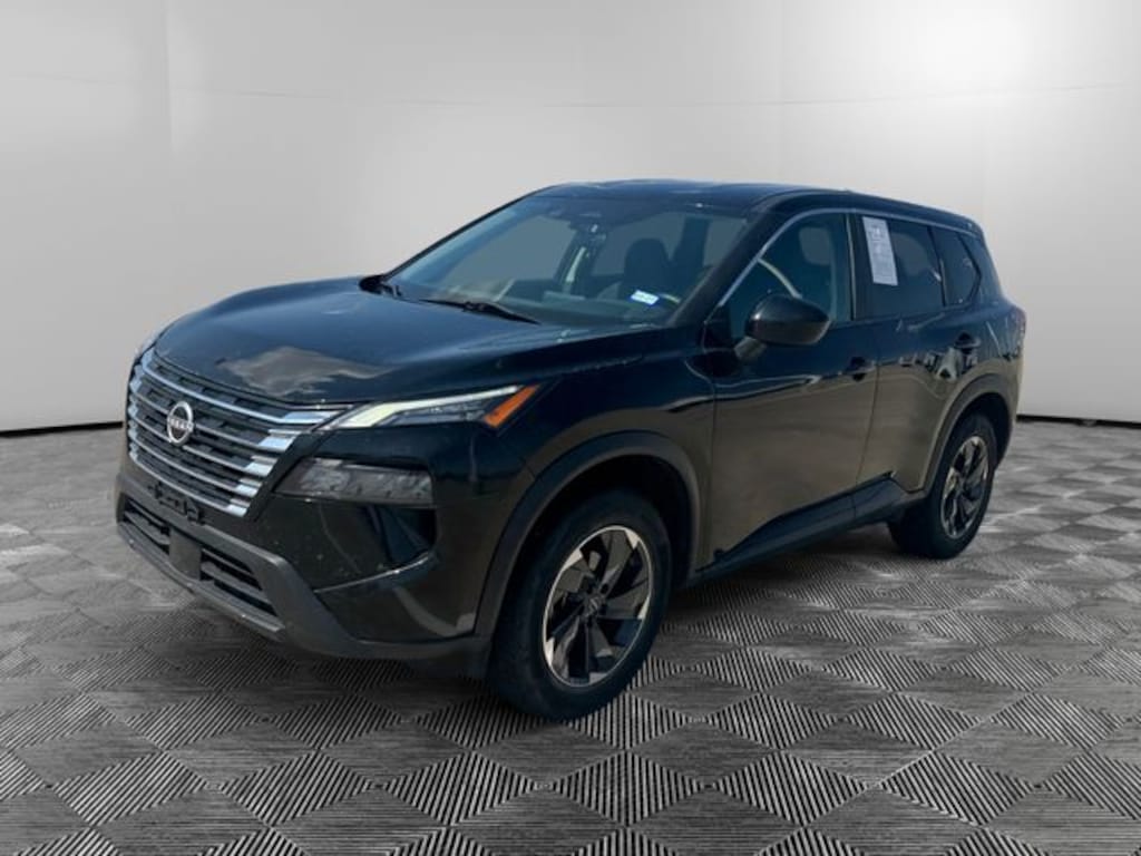 Used 2024 Nissan Rogue SV SUV
