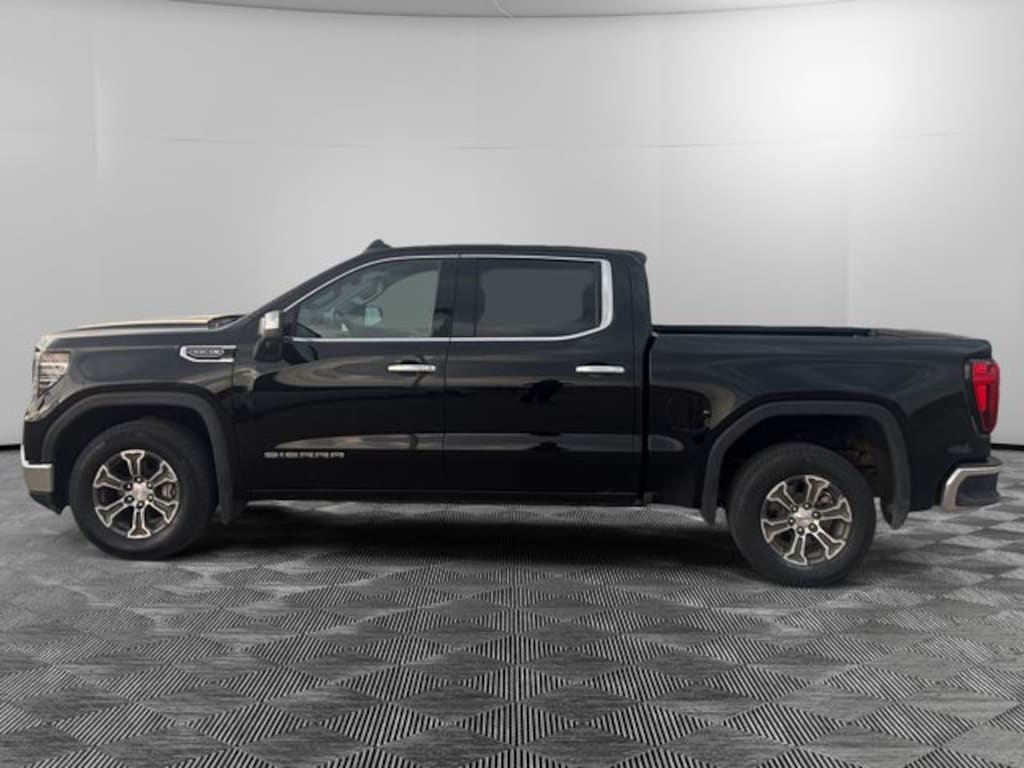 Used 2025 GMC Sierra 1500 SLT Truck Crew Cab
