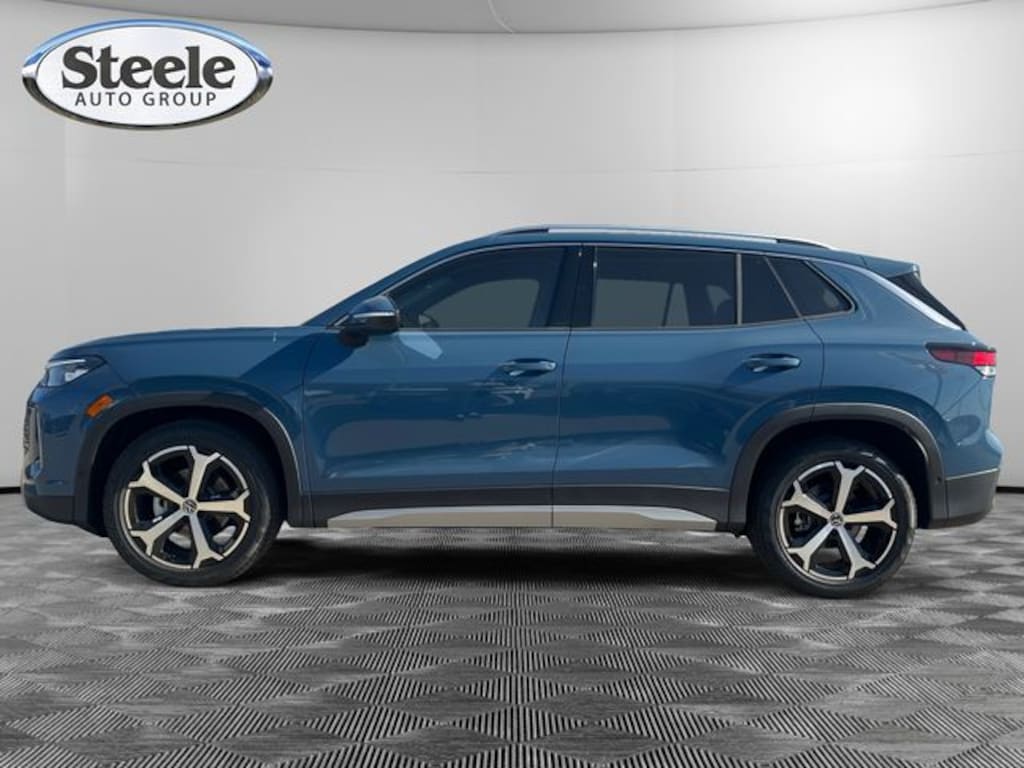 New 2026 Volkswagen Tiguan SE SUV