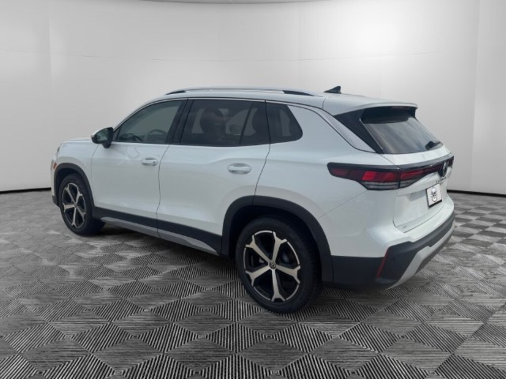 New 2026 Volkswagen Tiguan SE SUV