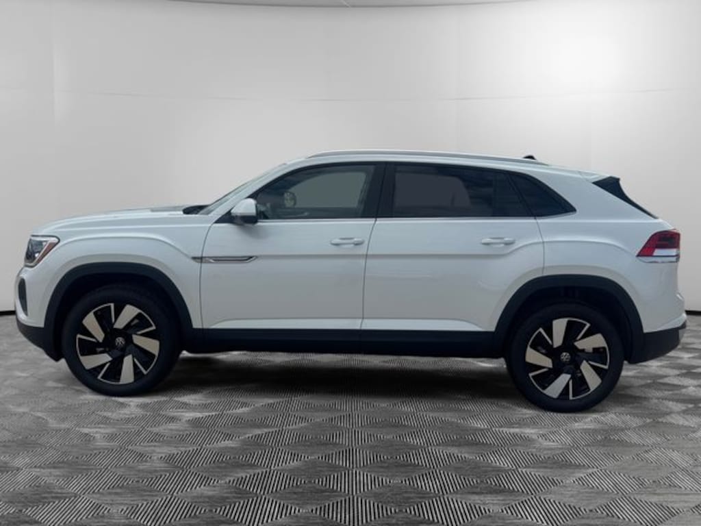 New 2026 Volkswagen Atlas Cross Sport SE w/Technology SUV