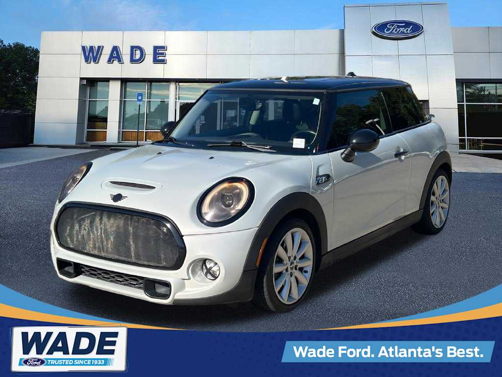 2017 MINI Cooper