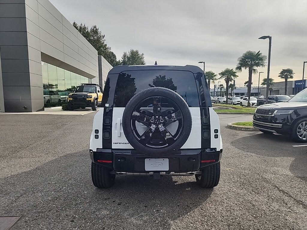 New 2026 Land Rover Defender 110 X-Dynamic SE SUV