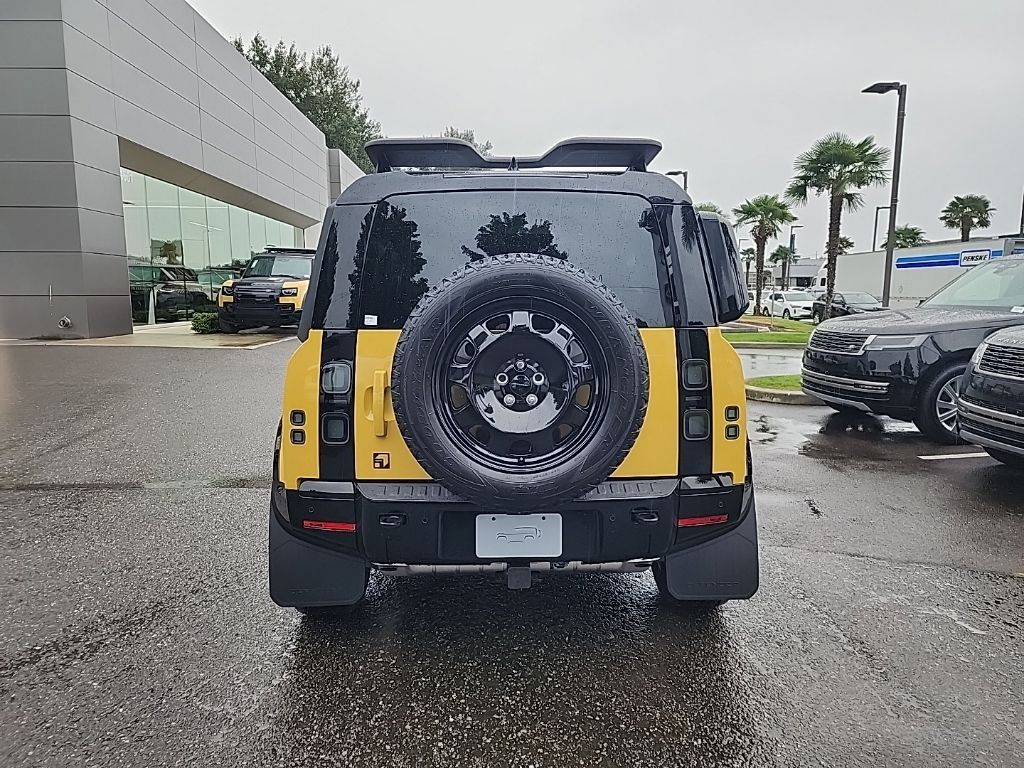 New 2026 Land Rover Defender 110 Trophy Edition - Sandglow Defender 110 Trophy Edition - Sandglow SUV