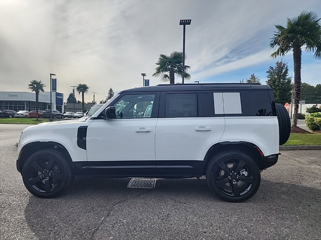 New 2026 Land Rover Defender 110 X-Dynamic SE SUV