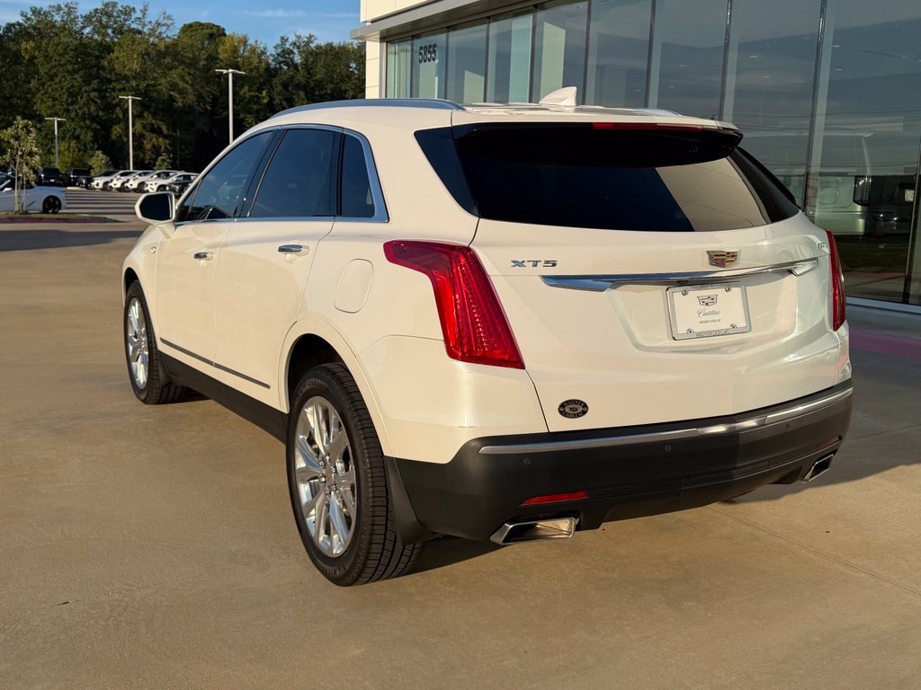 Used 2017 CADILLAC XT5 Luxury SUV