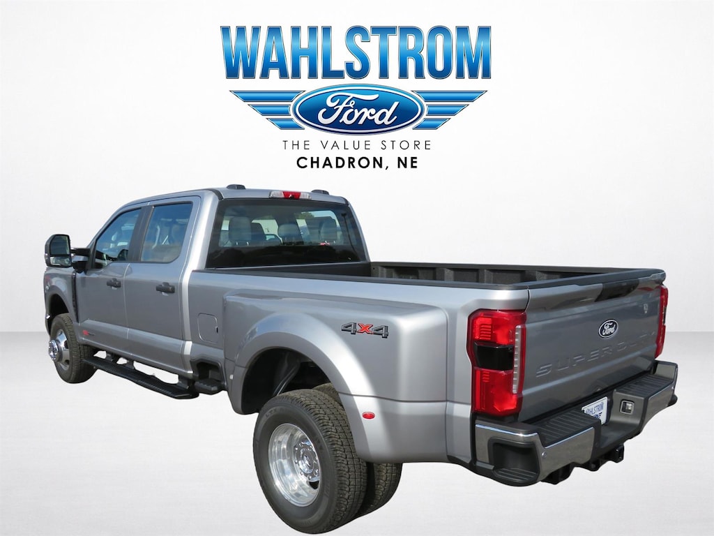 New 2027 Ford F-350 Truck Crew Cab