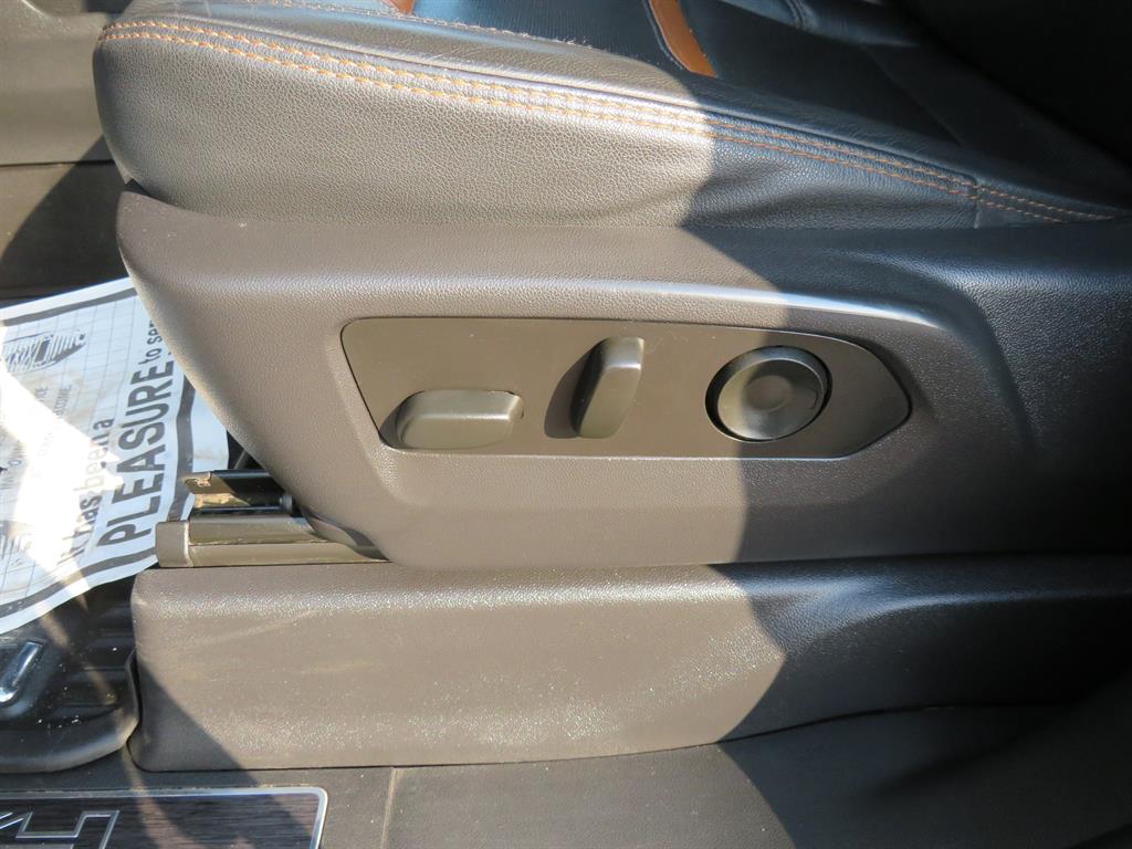 2023 GMC Sierra 1500 AT4 - Photo 12