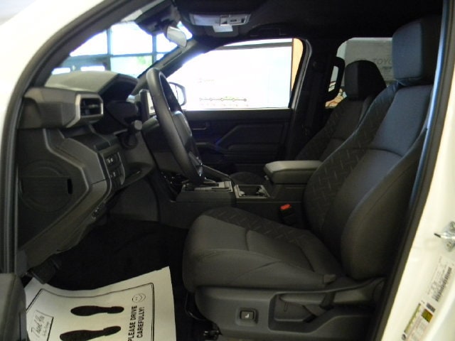 2026 Toyota Tacoma SR - Photo 15