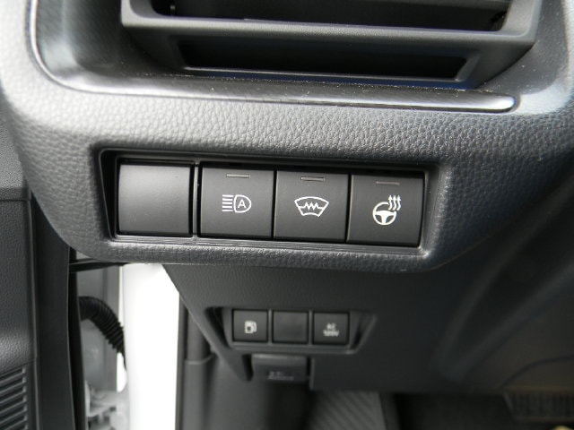 2026 Toyota Prius Plug-in Hybrid Nightshade - Photo 13