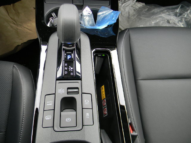 2026 Toyota Prius Plug-in Hybrid Nightshade - Photo 14