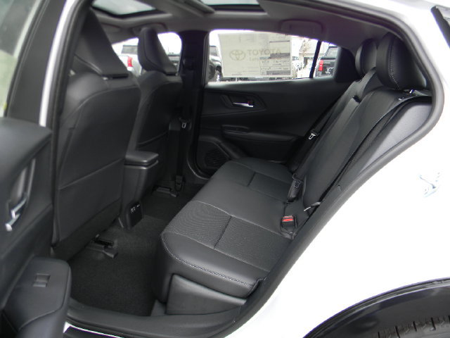 2026 Toyota Prius Plug-in Hybrid Nightshade - Photo 17