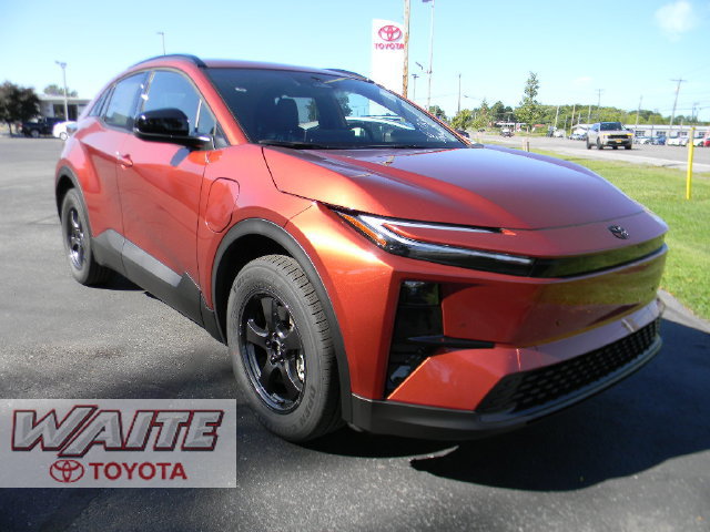 2026 Toyota C-HR SE SE AWD