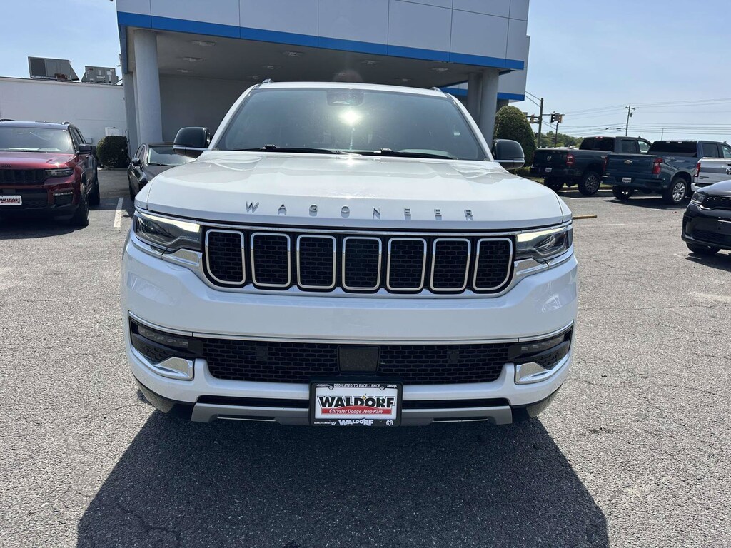 Used 2024 Jeep Wagoneer Series II Series II 4x4