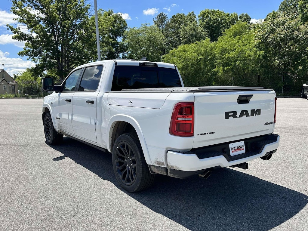 New 2026 Ram 1500 Limited Limited 4x4 Crew Cab 57 Box