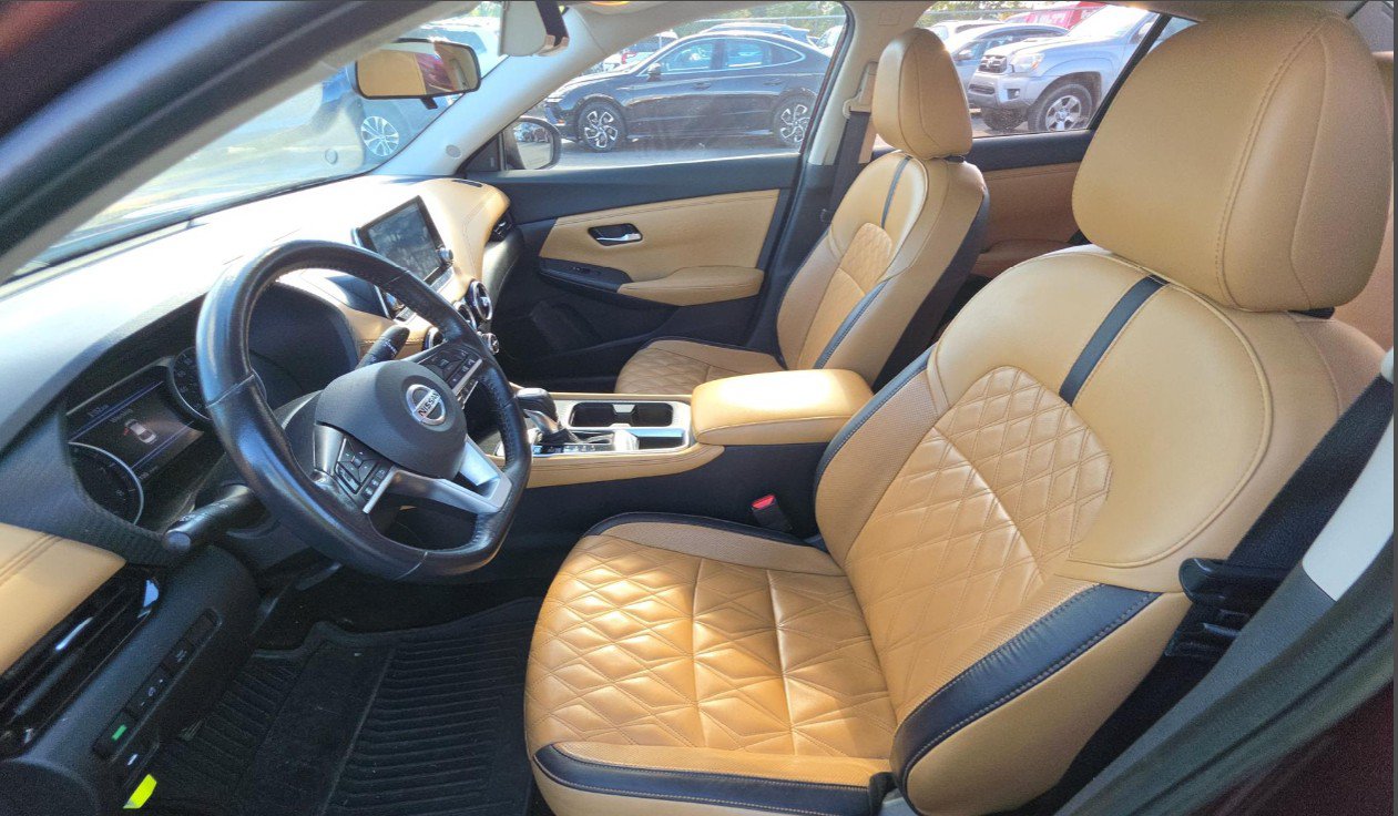 Used 2021 Nissan Sentra SV SV CVT