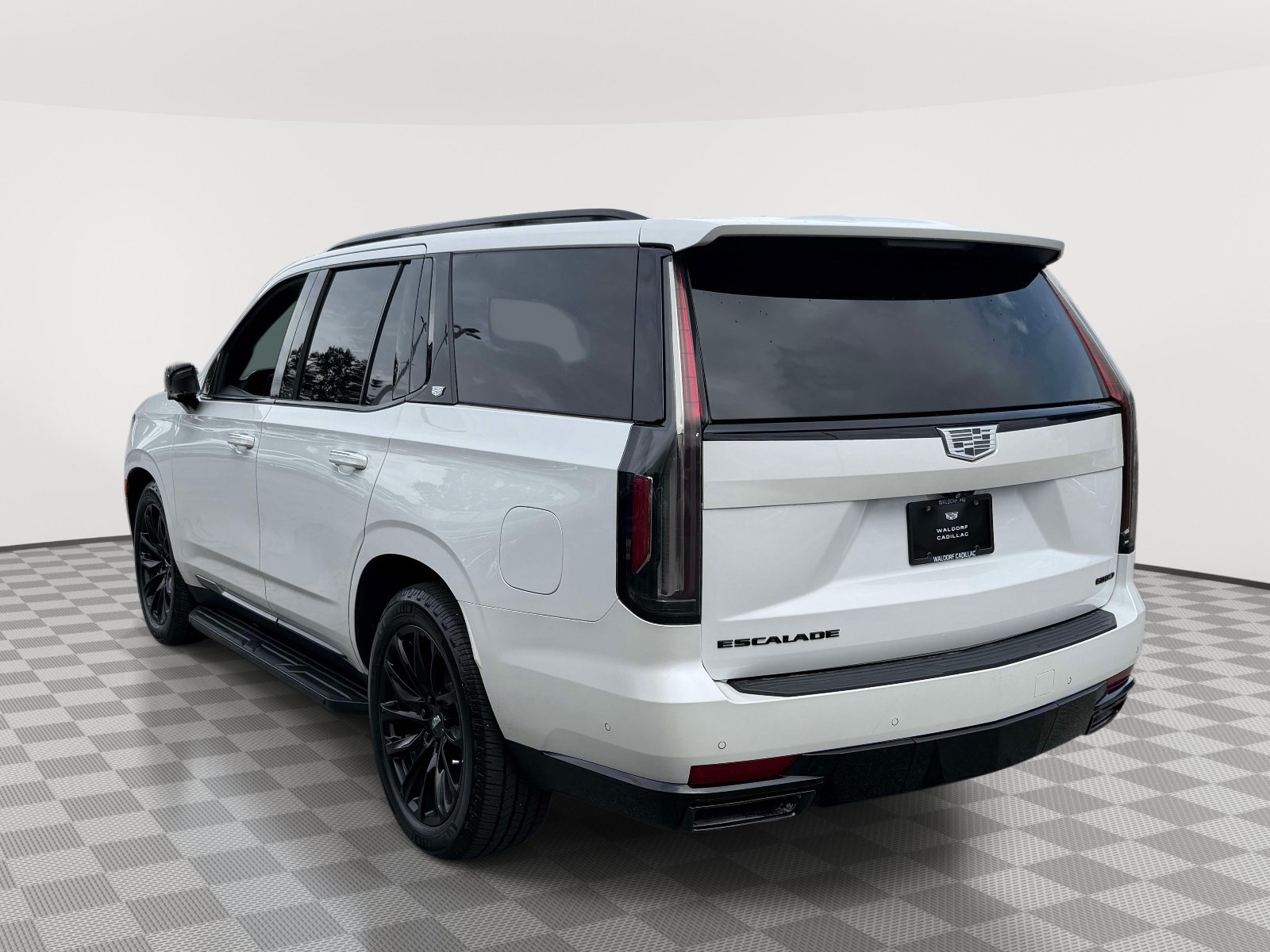 Used 2023 Cadillac Escalade 4WD Sport Platinum 4WD Sport Platinum