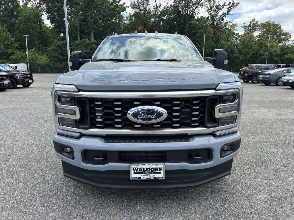 New 2026 Ford Super Duty F-350 DRW Platinum Platinum 4WD Crew Cab 8 Box