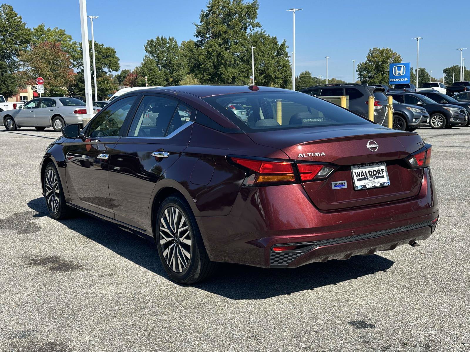Used 2024 Nissan Altima 2.5 SV Sedan