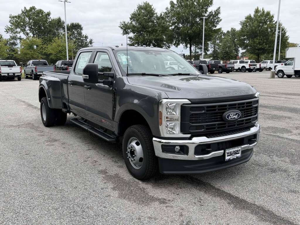 New 2027 Ford Super Duty F-350 DRW XL XL 4WD Crew Cab 8 Box