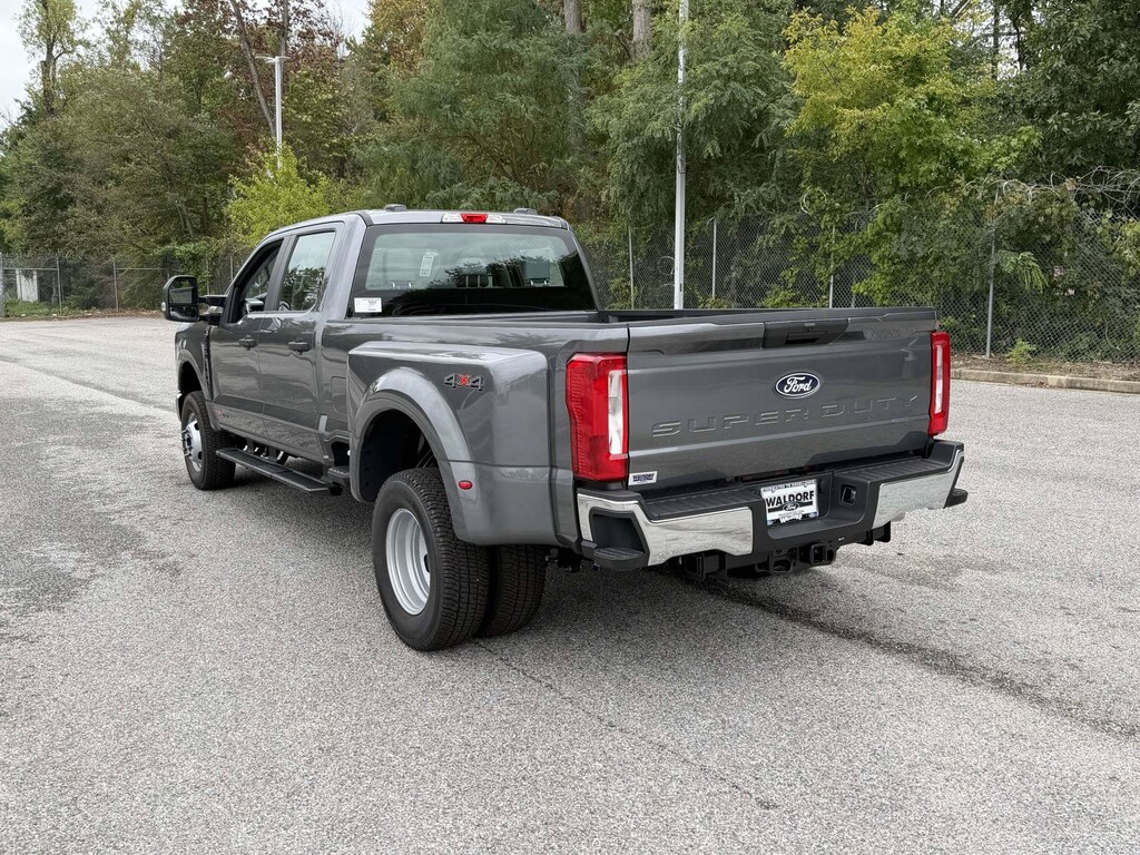 New 2027 Ford Super Duty F-350 DRW XL XL 4WD Crew Cab 8 Box