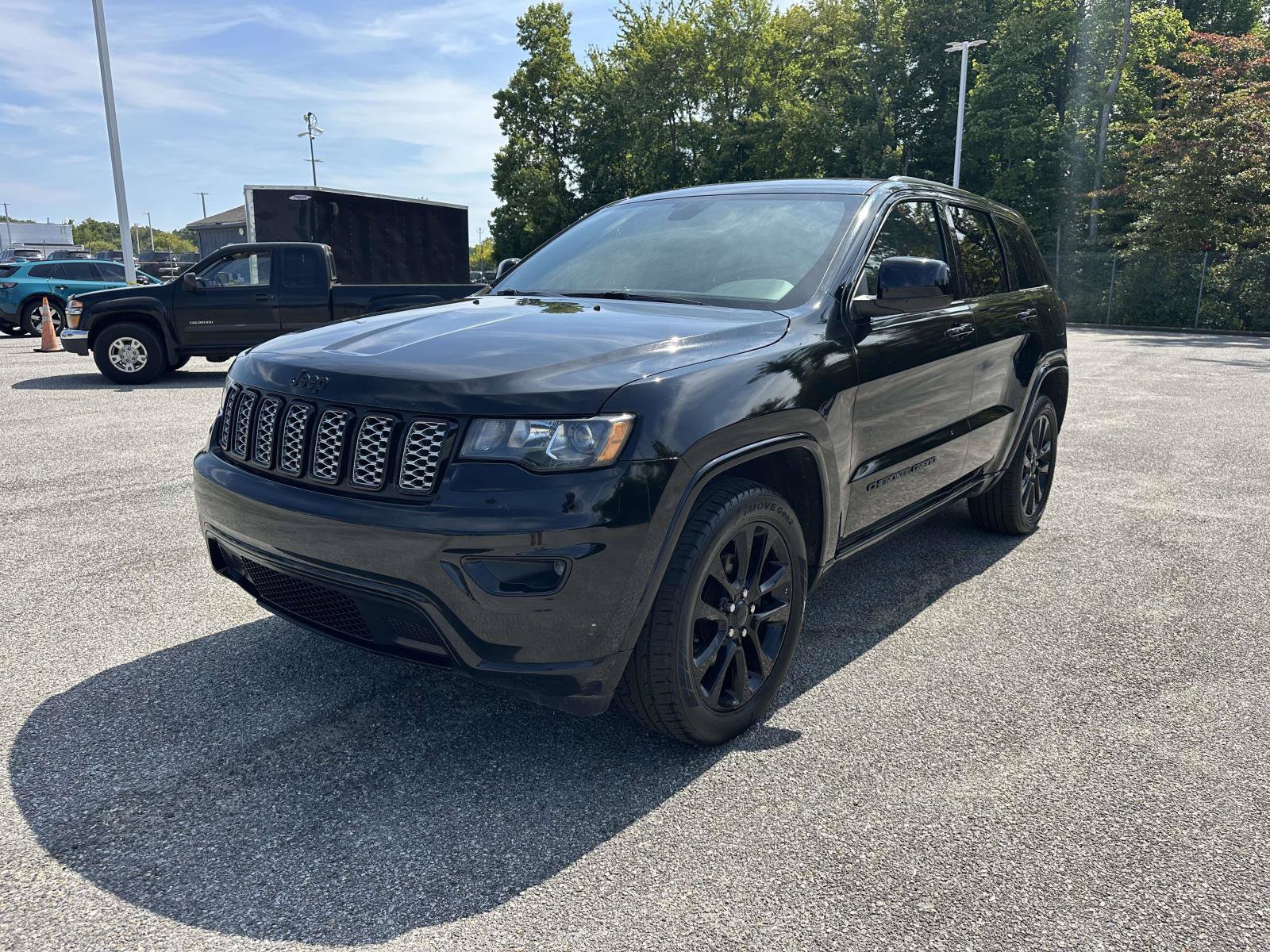 Used 2018 Jeep Grand Cherokee Altitude Altitude 4x4 *Ltd Avail*