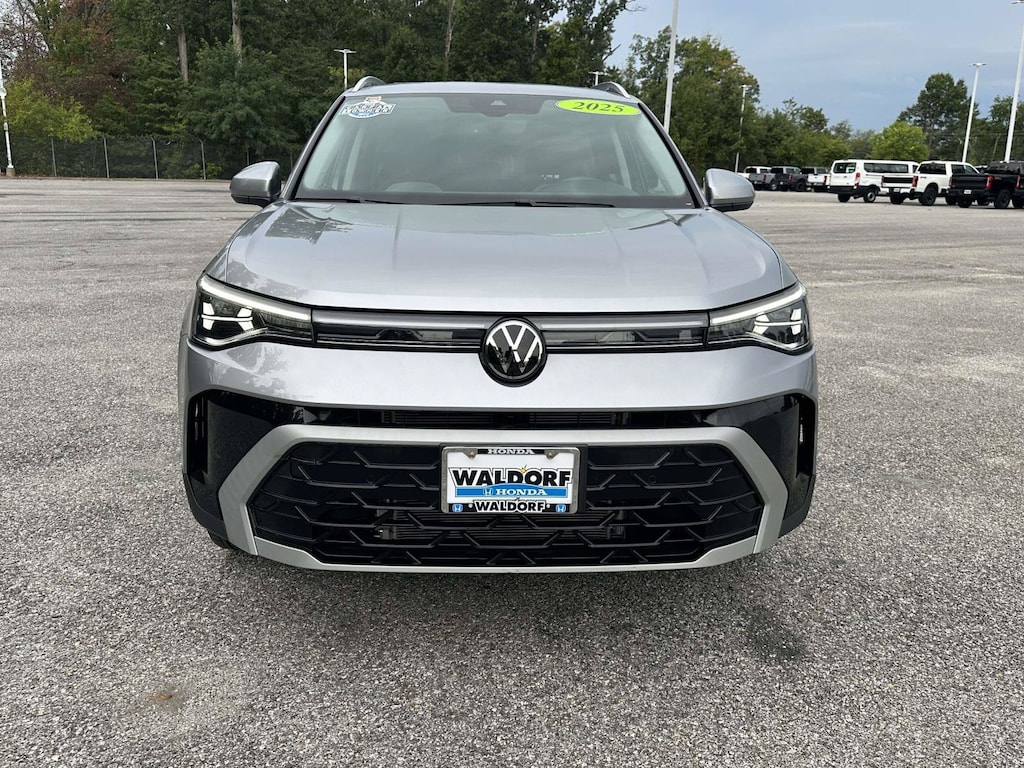 Used 2025 Volkswagen Taos SEL SEL 4MOTION