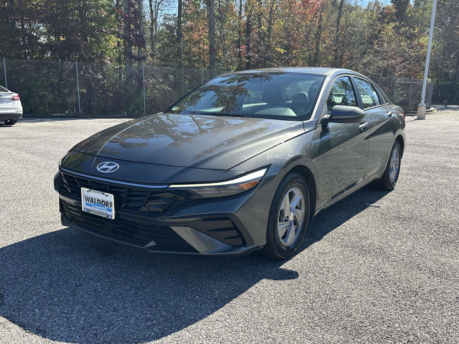 Used 2025 Hyundai Elantra SE SE IVT