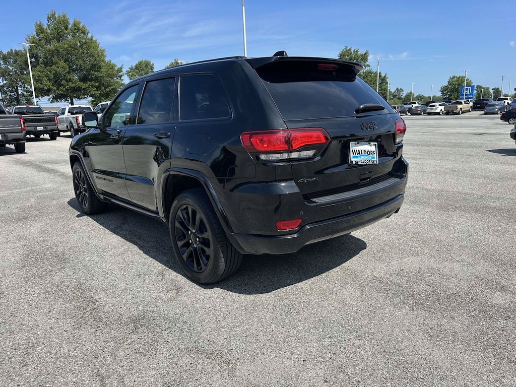 Used 2018 Jeep Grand Cherokee Altitude Altitude 4x4 *Ltd Avail*