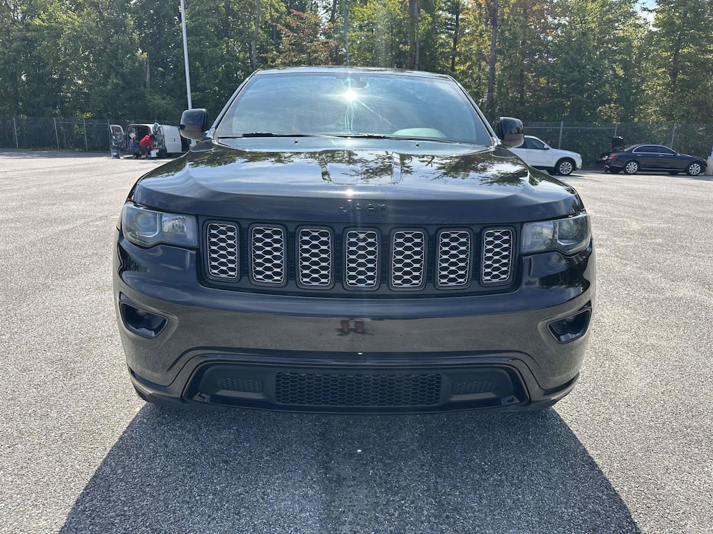 Used 2018 Jeep Grand Cherokee Altitude Altitude 4x4 *Ltd Avail*