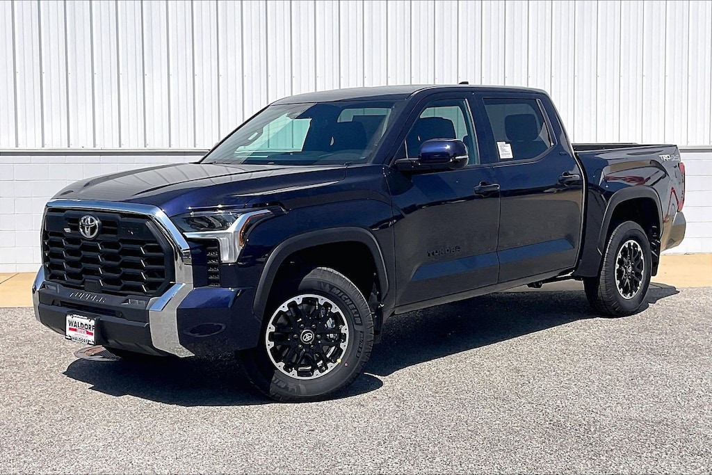 New 2026 Toyota Tundra 4WD SR5 SR5 CrewMax 5.5 Bed