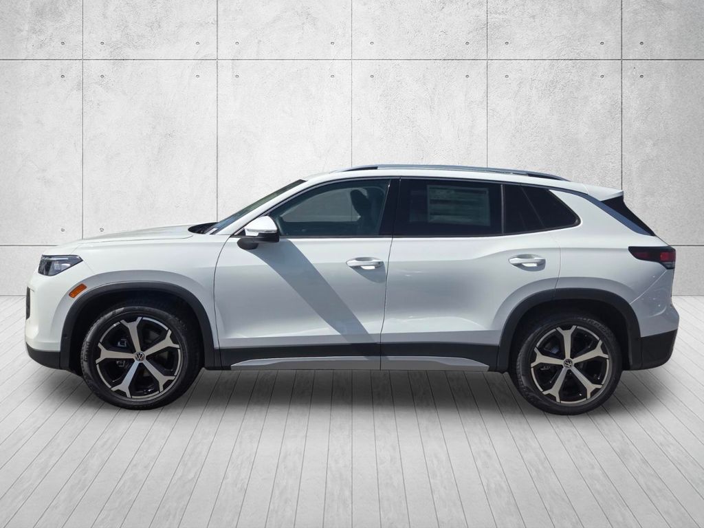 New 2026 Volkswagen Tiguan SE SUV