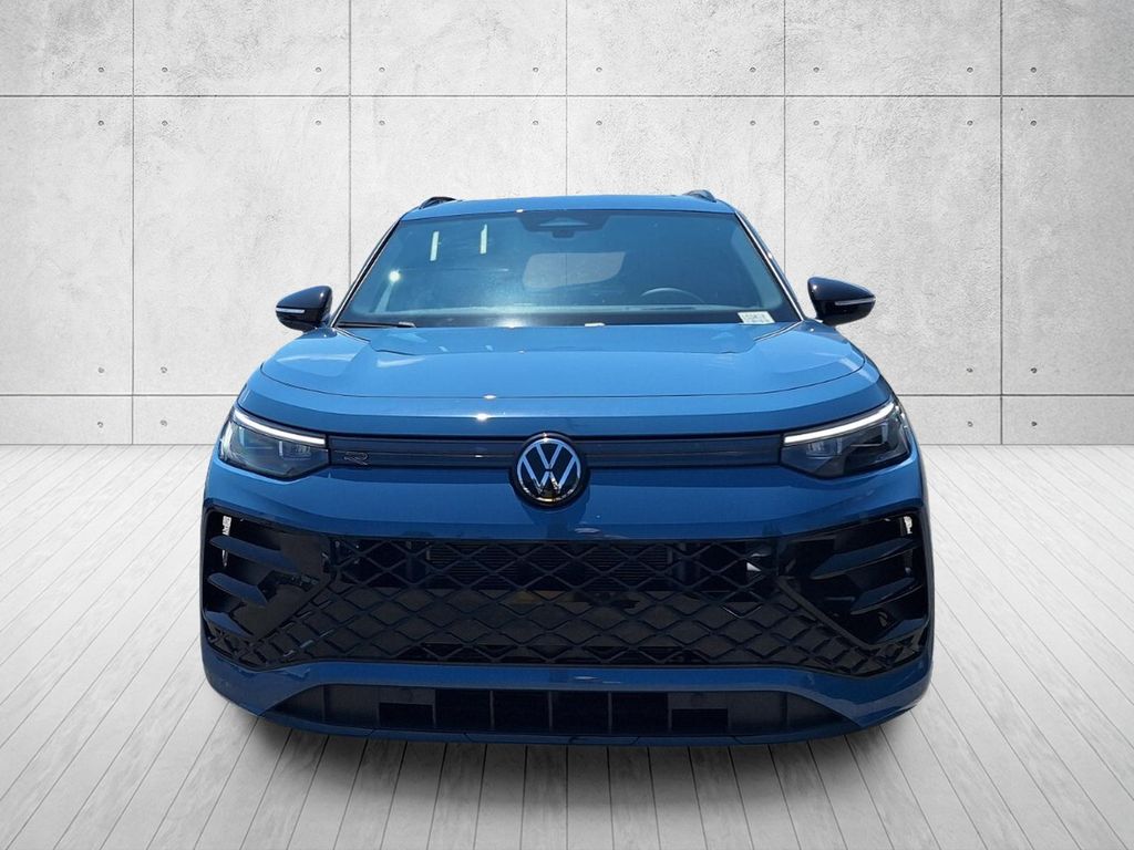 New 2026 Volkswagen Tiguan SE R-Line Black SUV